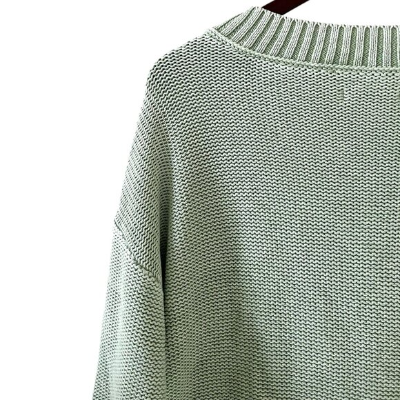 American Eagle NEW Long Weekend V-Neck Sweater In Green Size M - Picture 11 of 15